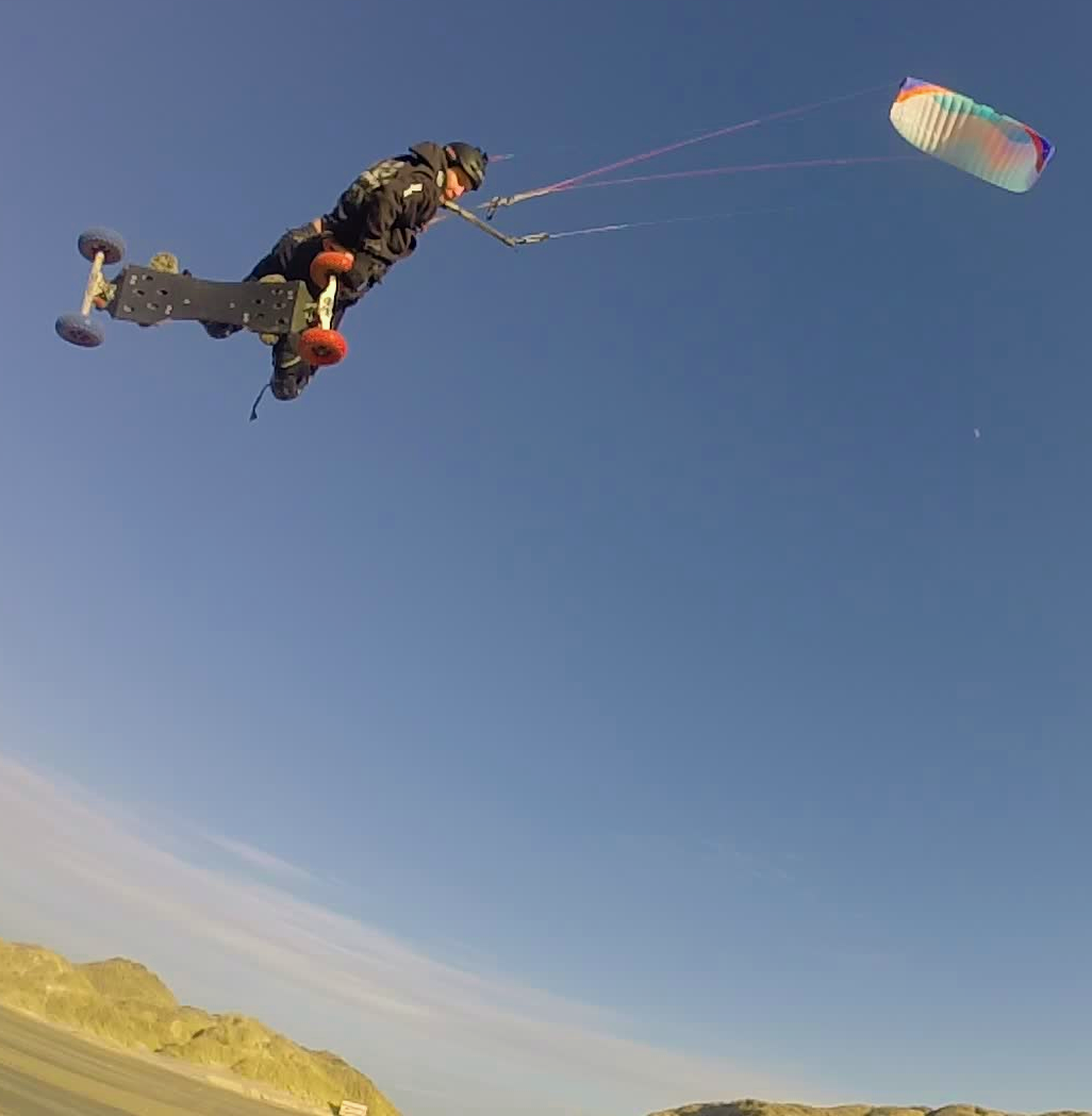 Når forholdene er gode, så er der ikke meget der kan slå følelsen af at have en kite i luften :-)